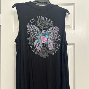 VENUS Elegant Black Apparel